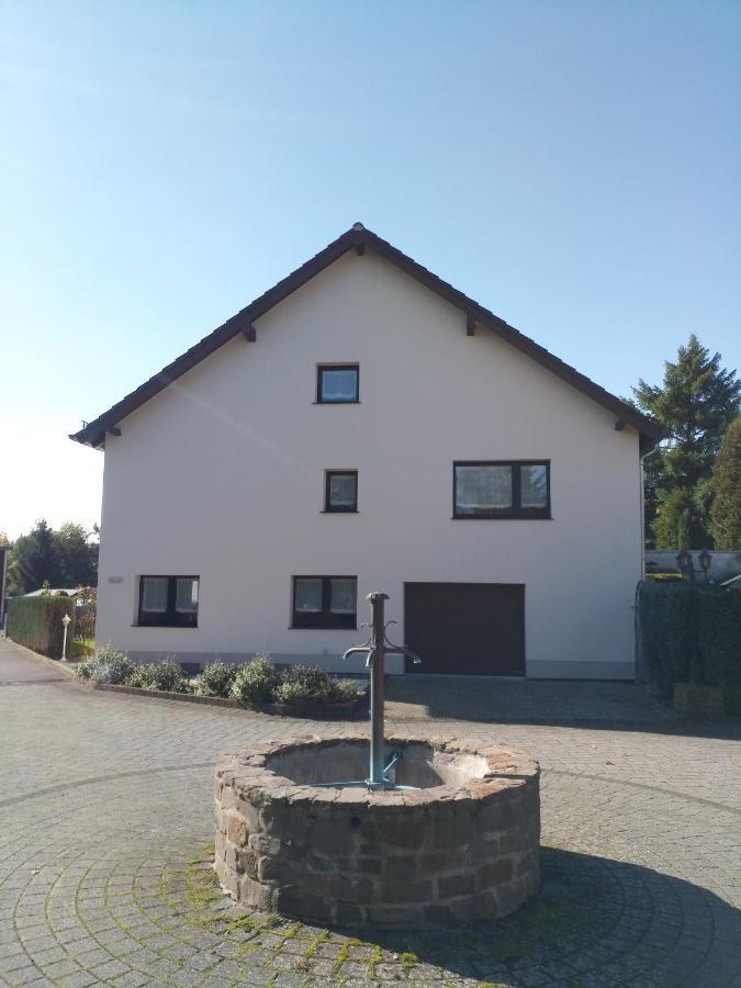Zum Rosenhuegel Vila Hellenthal Exterior foto